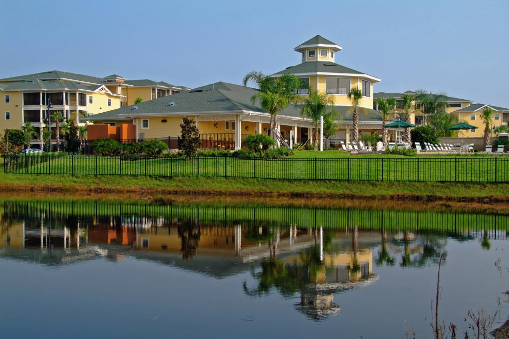 Caribe Cove Resorts - Lake view