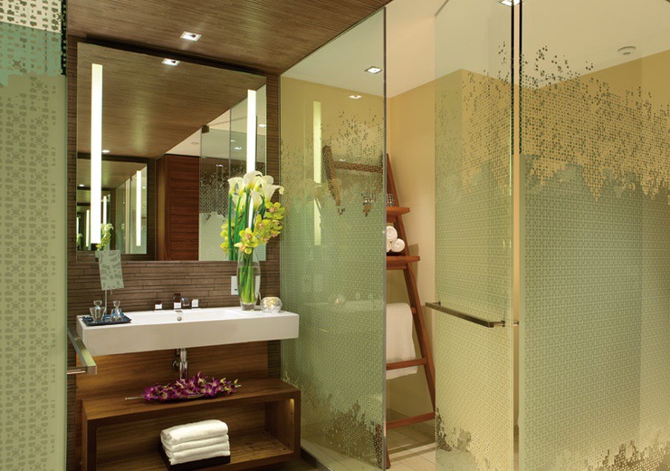 Secrets The Vine - Deluxe Room Bathroom